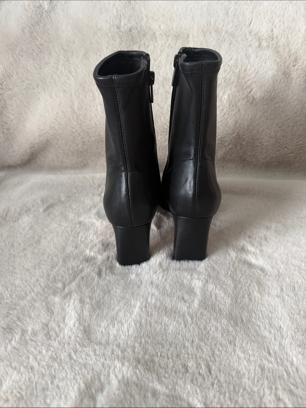 Vince Brock Black Pointed Toe Leather Ankle Boots - Picture 9 of 13